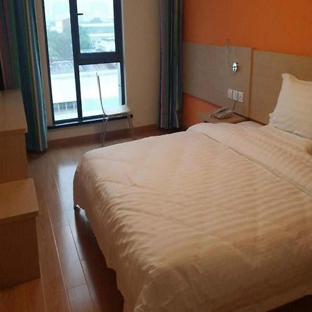 7 Days Inn Shanghai Minhang Dongchuan Road Jiaotong University Ngoại thất bức ảnh