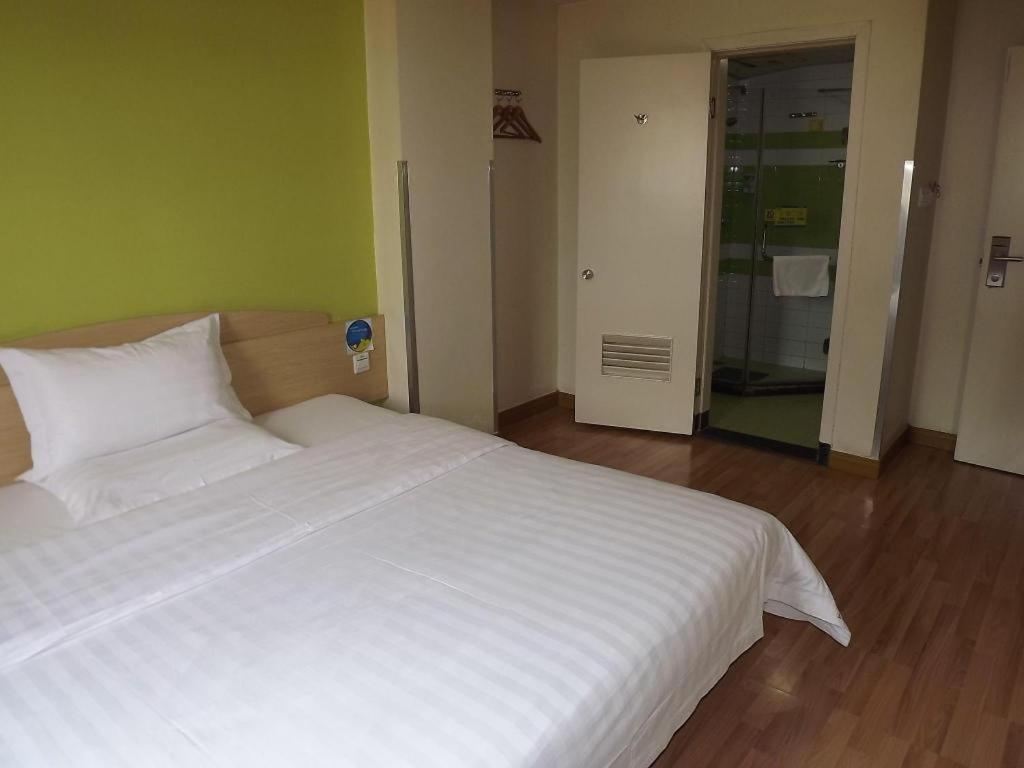 7 Days Inn Shanghai Minhang Dongchuan Road Jiaotong University Ngoại thất bức ảnh